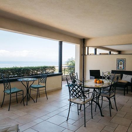 Taormina Lux & Elite Apartments - Taormina Holidays Exterior photo